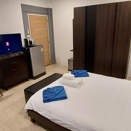 Cafe De Paris Hotel Patong Luaran gambar