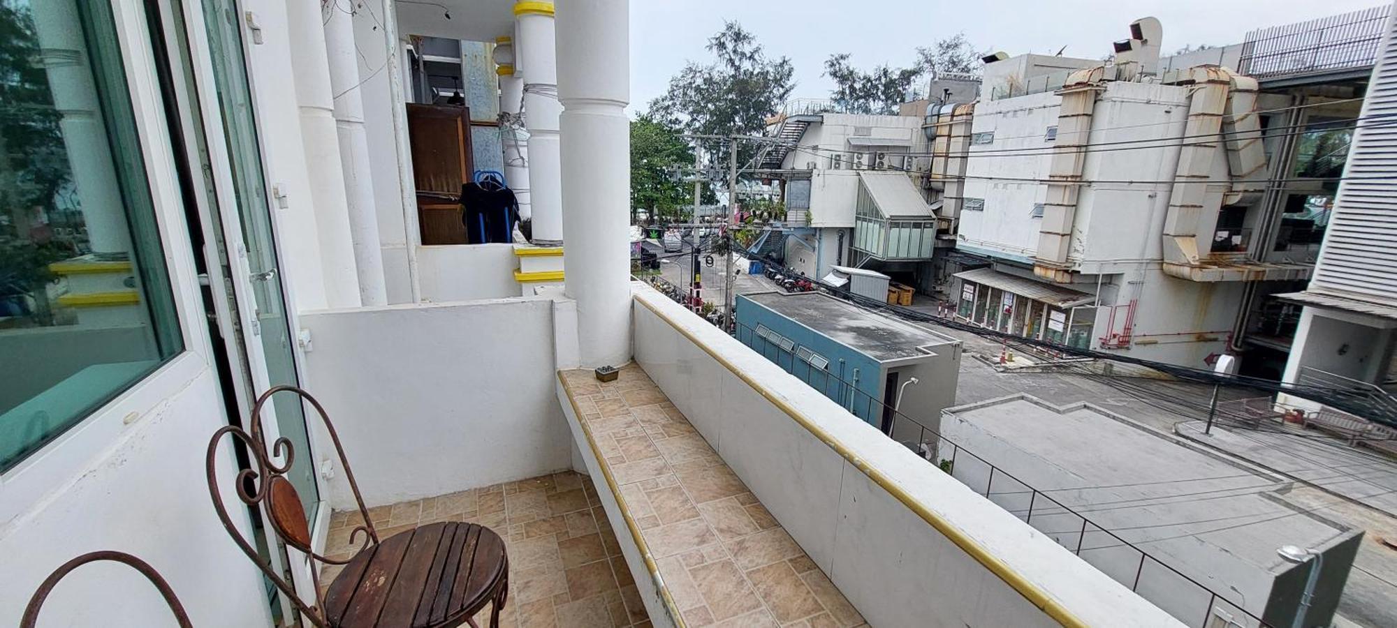 Cafe De Paris Hotel Patong Luaran gambar