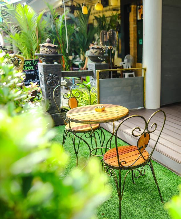 Cafe De Paris Hotel Patong Luaran gambar