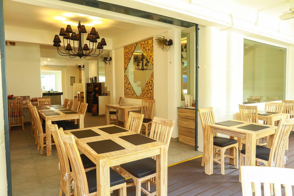 Cafe De Paris Hotel Patong Luaran gambar