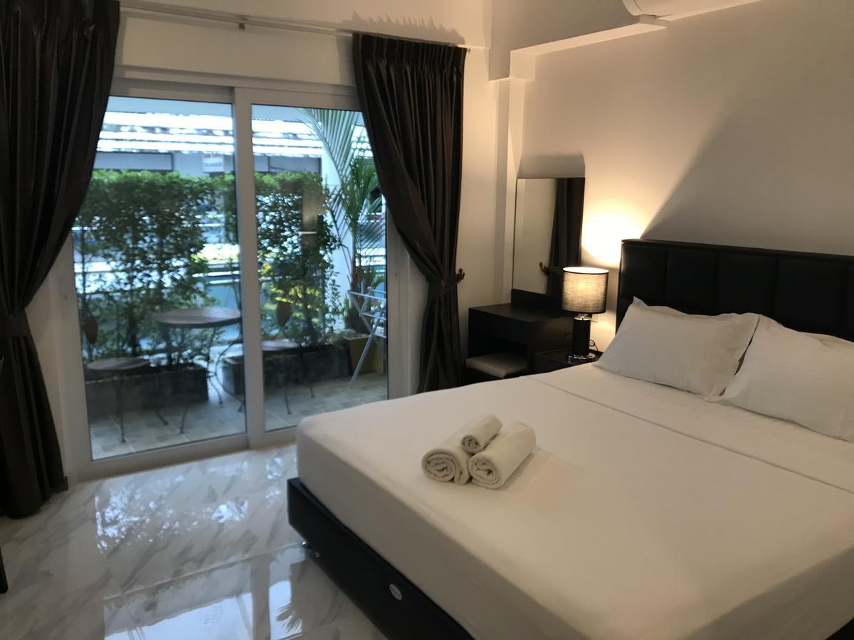 Cafe De Paris Hotel Patong Luaran gambar